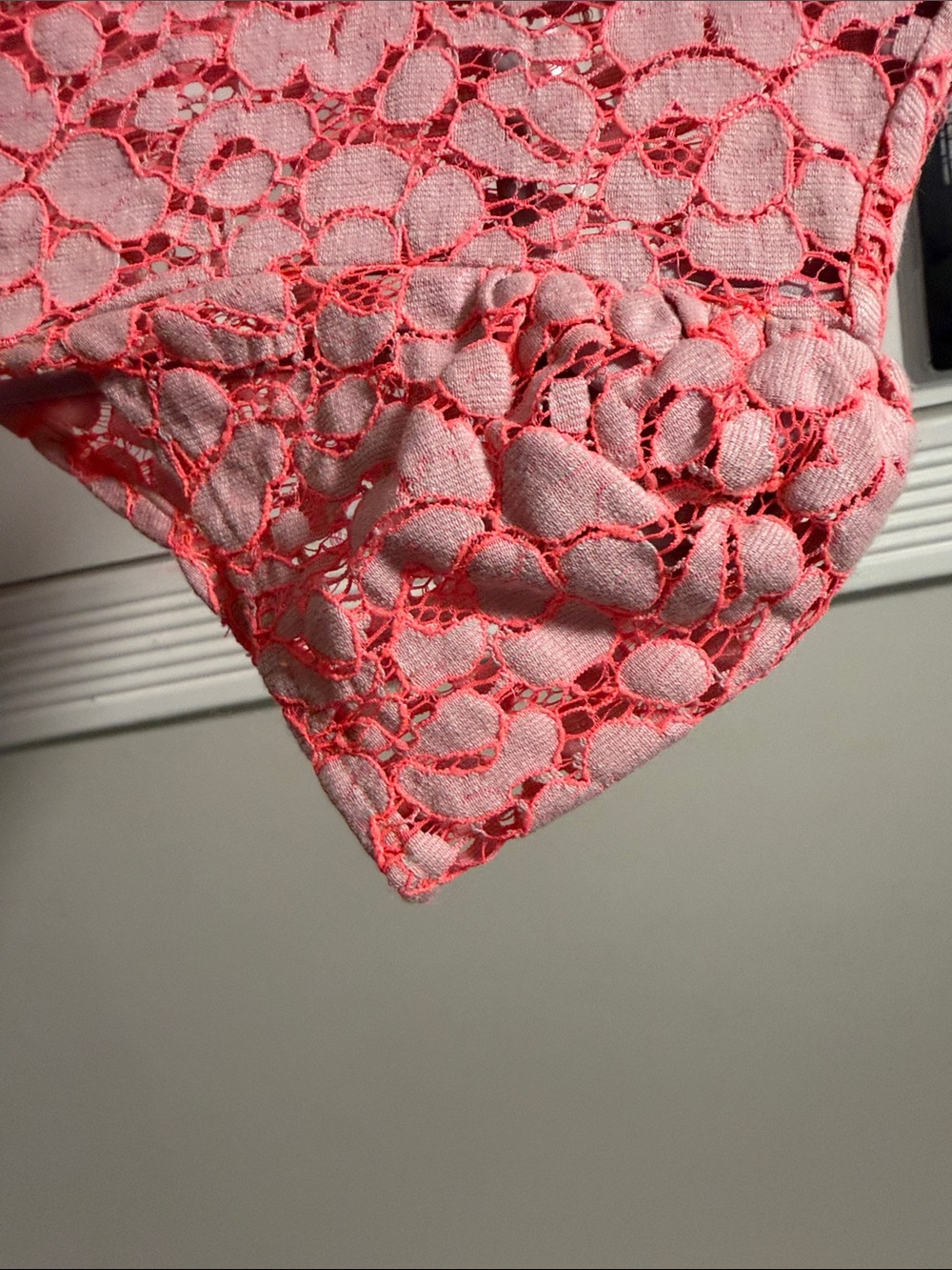 Karen Millen Pink Lace Peplum Top with Jeweled Collar - Picture 5 of 10